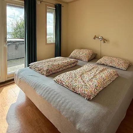 Lovely Home In Nedstrand With Sauna